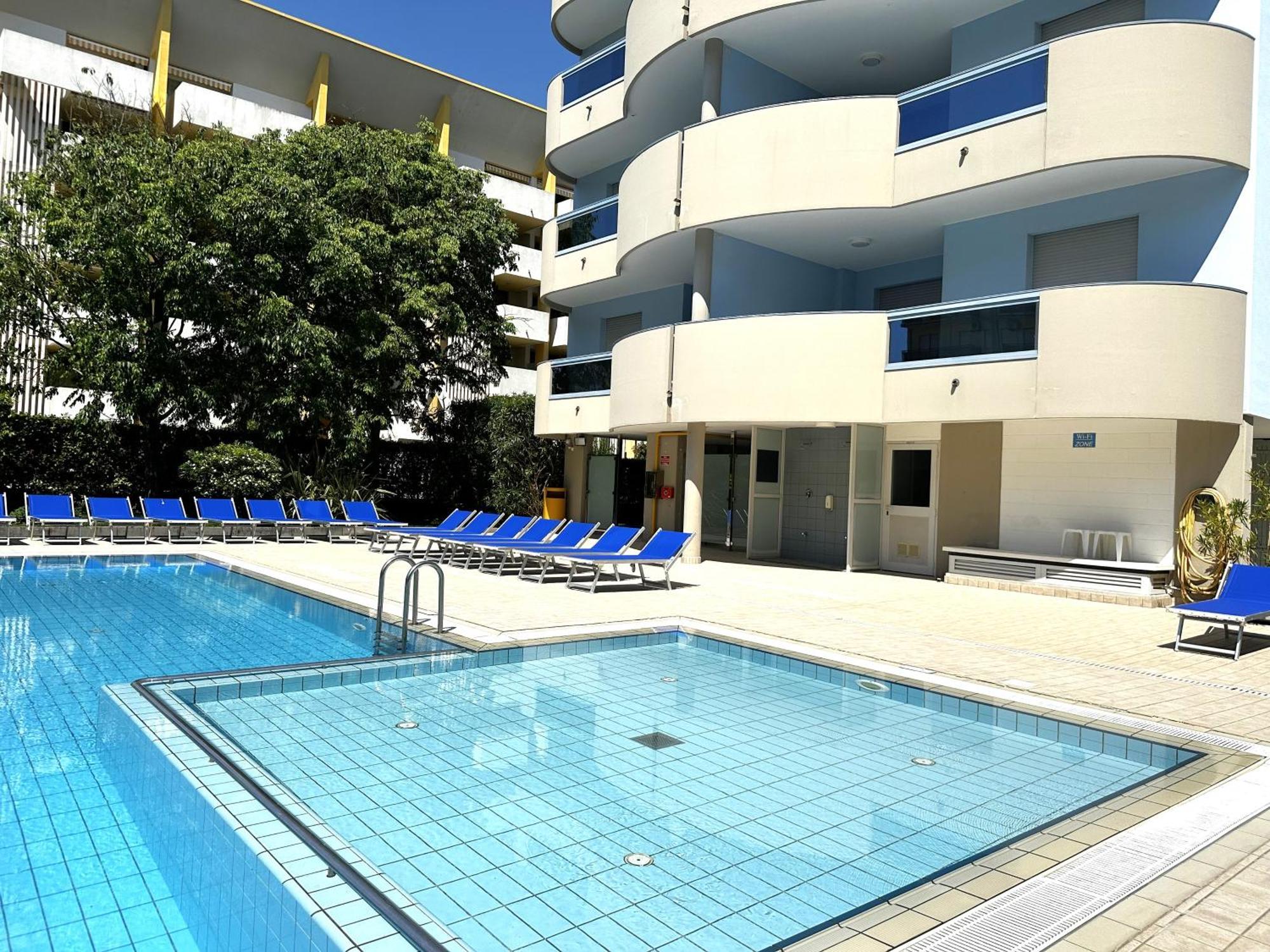 Residence Eurostar 비비오네 외부 사진