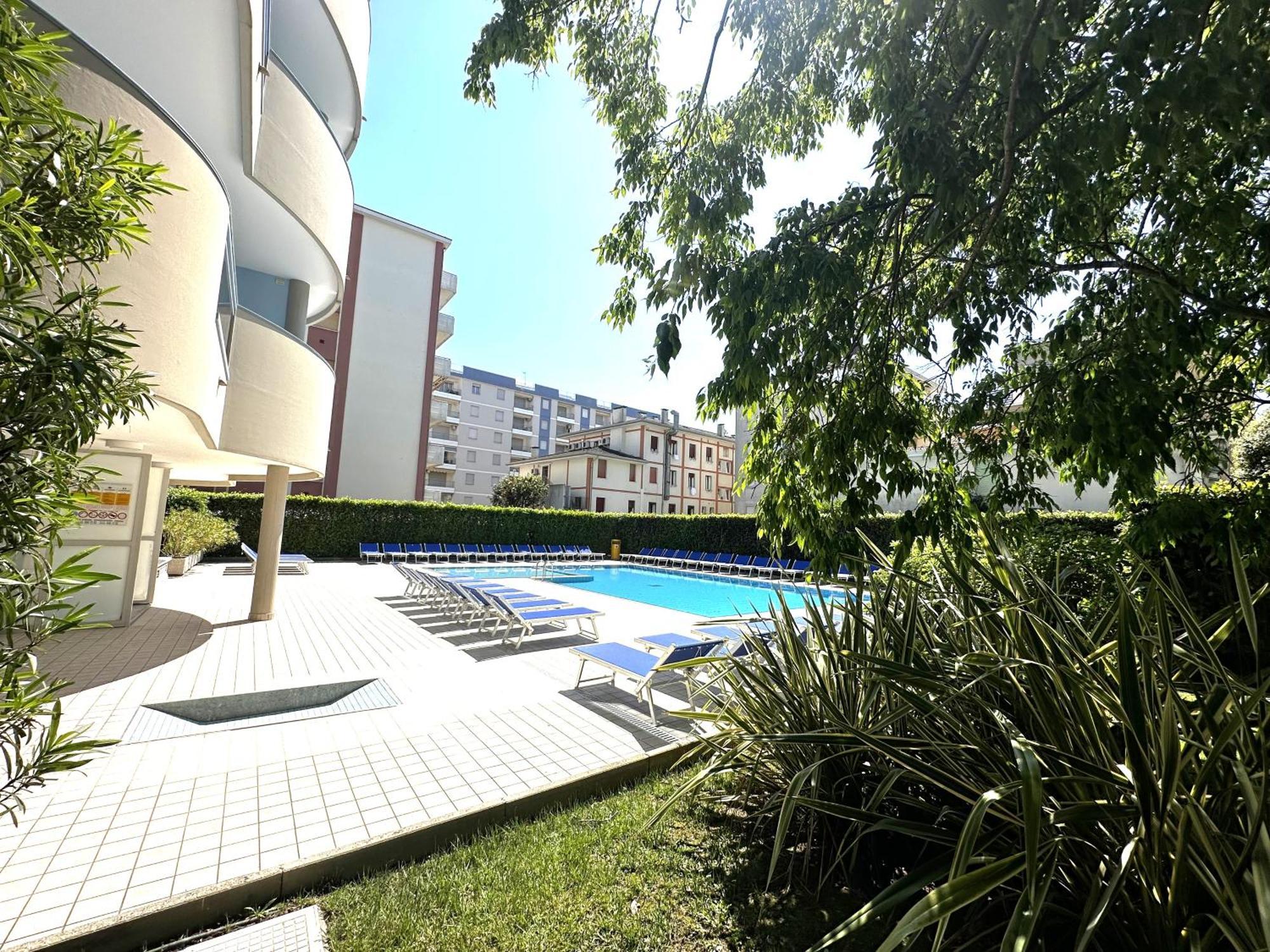 Residence Eurostar 비비오네 외부 사진